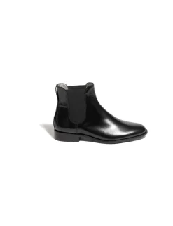 Black leather Chelsea boots