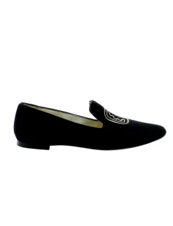 Black velvet embroidered slipper
