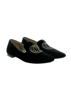 Black velvet embroidered slipper