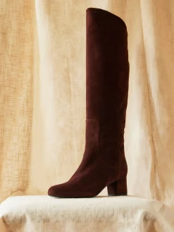 Brown suede heel boot