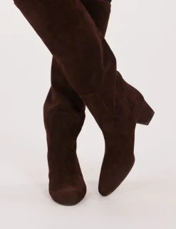Brown suede heel boot