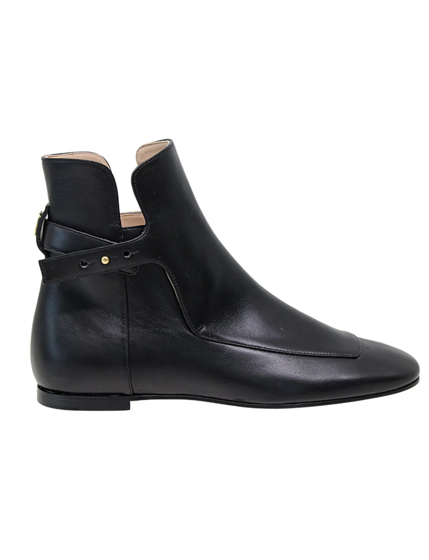 Flat black leather ankle boot