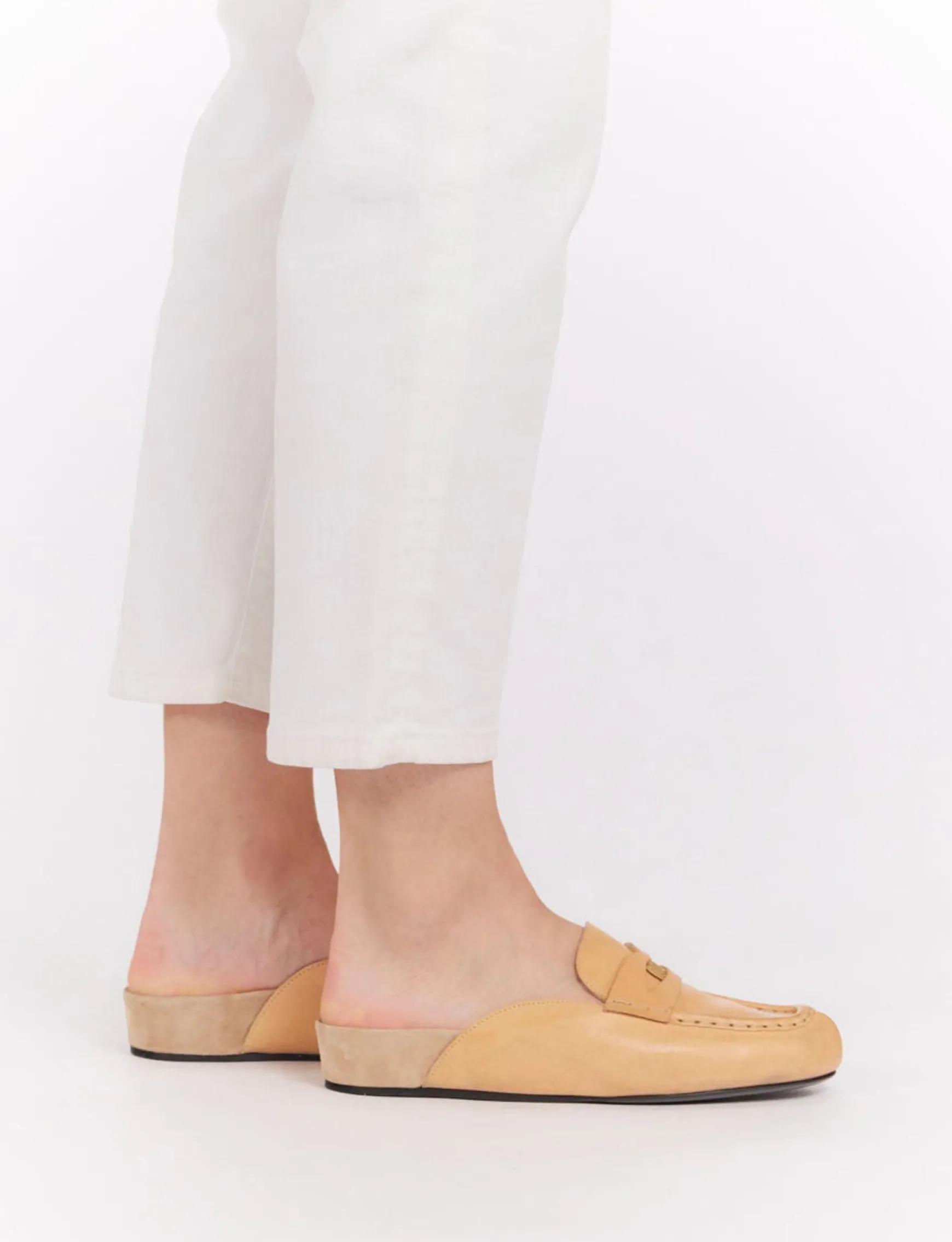Flavie natural leather moccasin mule