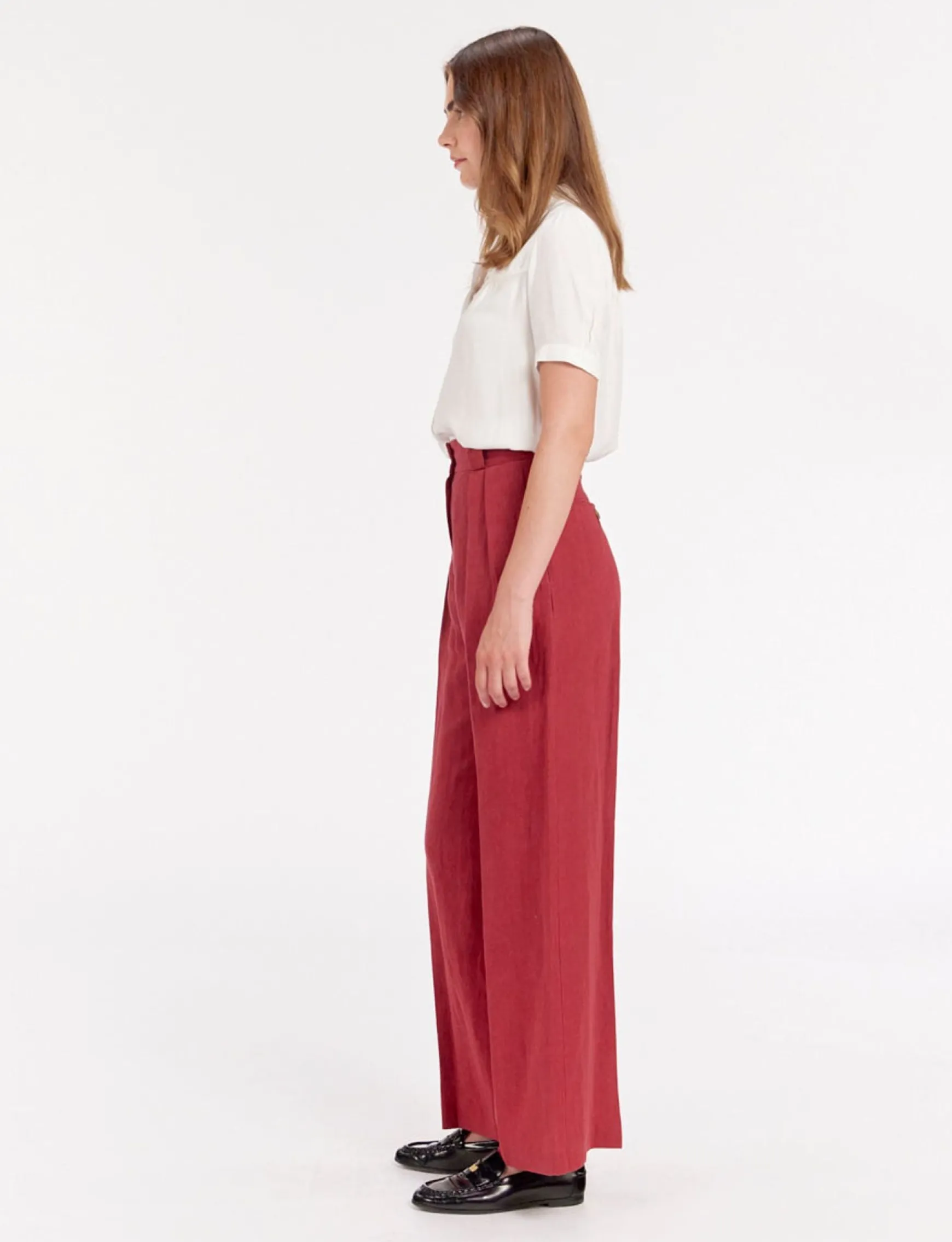 Marlène trousers in raspberry linen