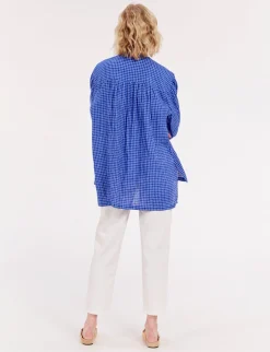 Oversized Maryange shirt with ruffles in blue linen