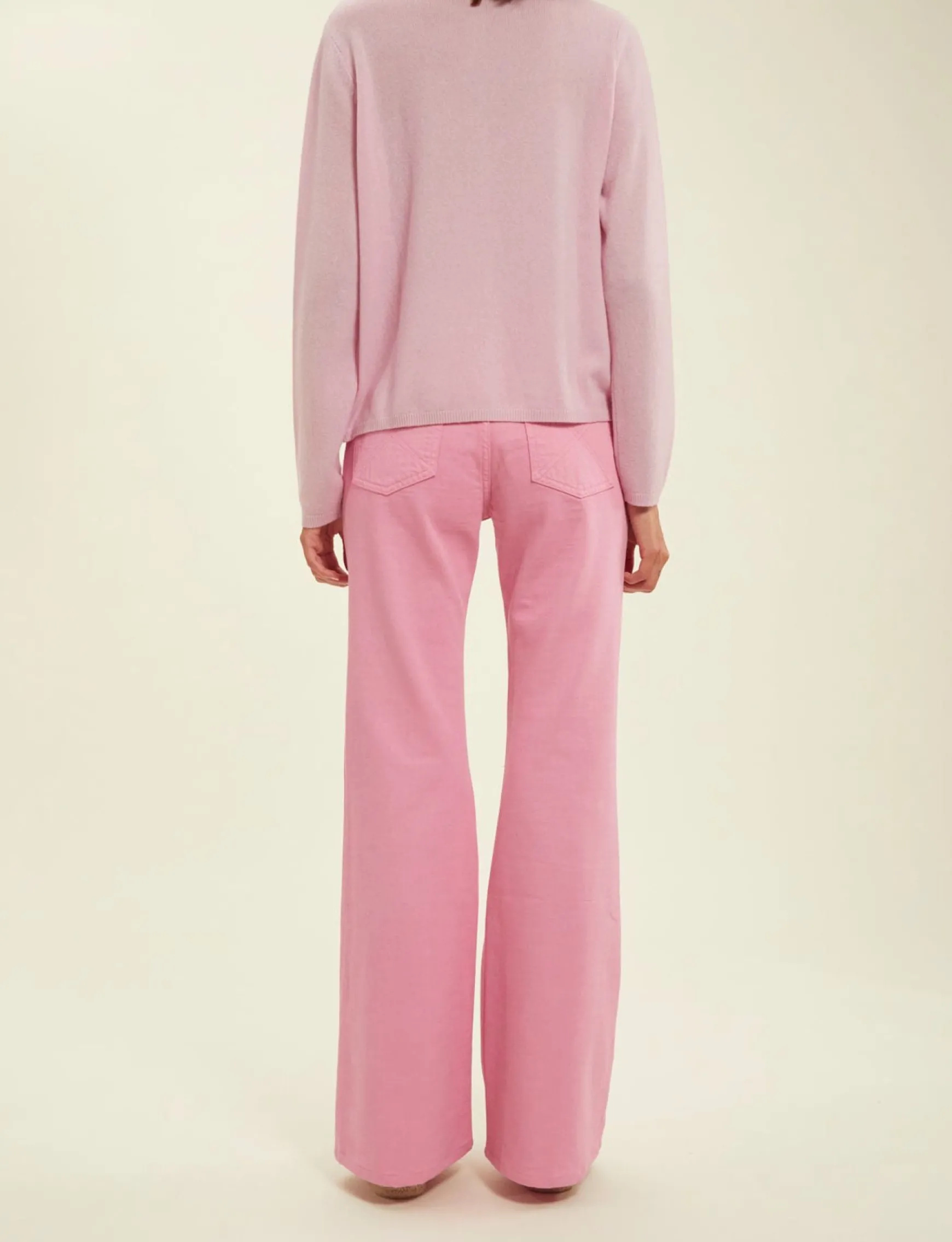 Pink Jane jeans x Notify