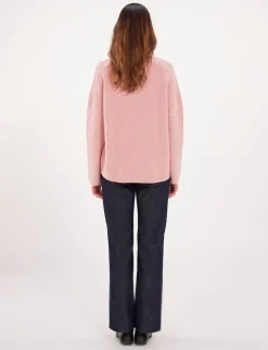 Pink V-neck jumper with hammer sleeves x Notshy