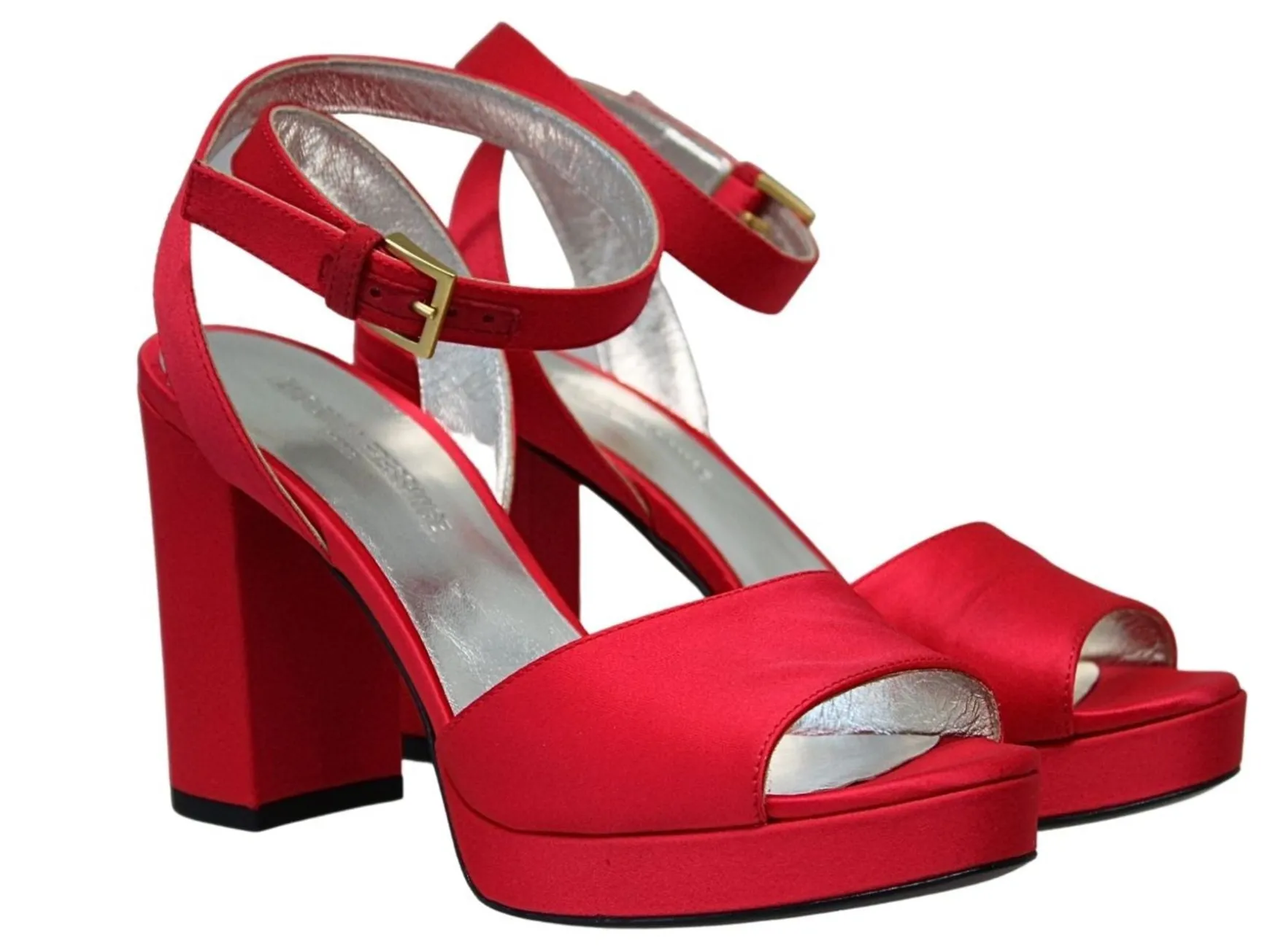 Platform sandals in red silk