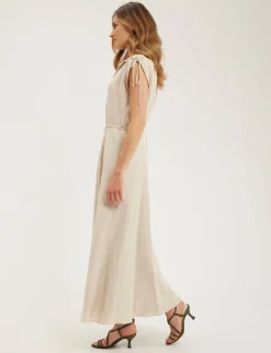 Purple dress in sandy linen