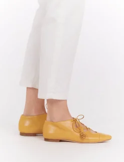 Richelieu open yellow