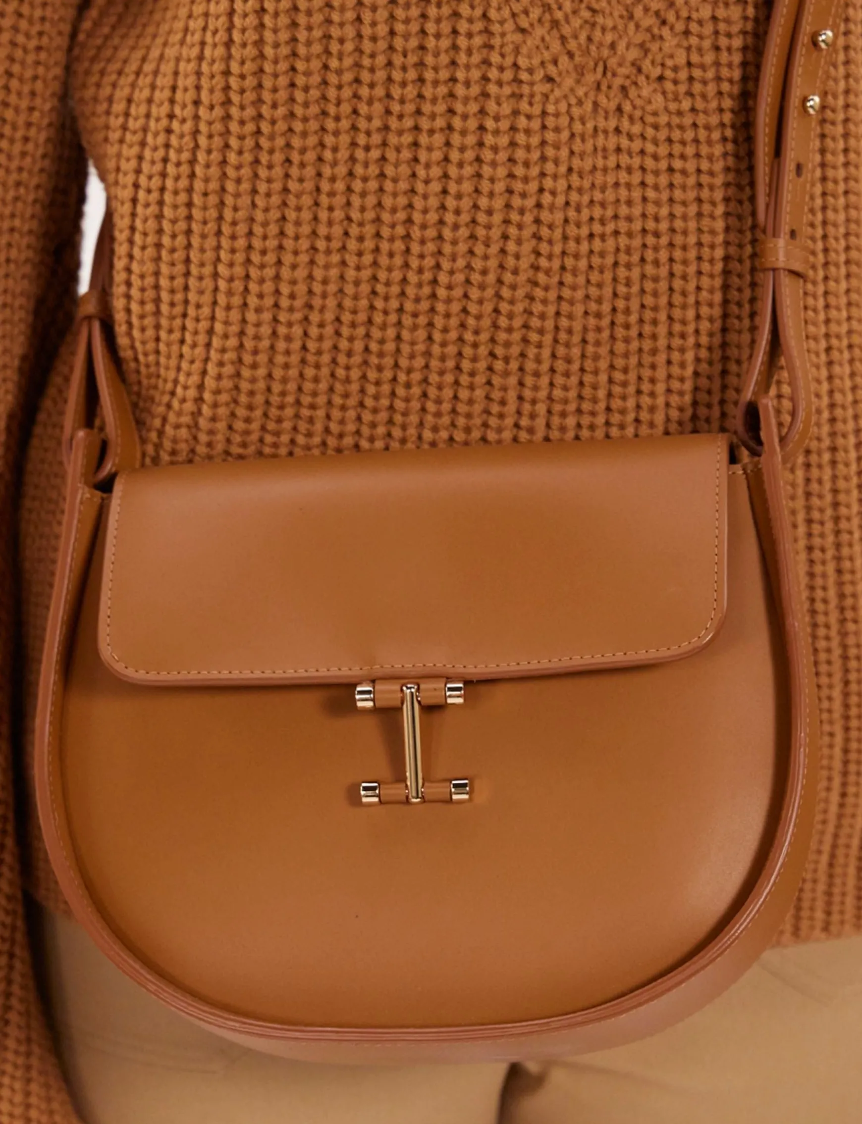 Senda bag camel leather